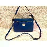 ราคา กระเป๋าหนัง มือสอง แบรนด์ SISLEY สภาพยังใหม่ มีช่องใส่ของช่องใหญ่ 2 ช่อง ภายในสะอาด ที่นิยมมากที่สุด (1731568762695288505)