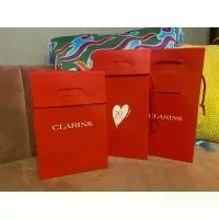 ราคา ถุงกระดาษ ถุงของขวัญ CLARINS 70 years Limited Edition แท้ % จากช็อป ที่นิยมมากที่สุด (1731363807314414348)