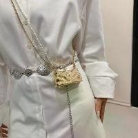 ราคา กระเป๋าใส่เหรียญมุก, กระเป๋าสำหรับผู้หญิง, สไตล์ Chanel ควิลท์, ลิปสติกใหม่, กระเป๋าสะพายโซ่มินิ, กระเป๋าใบเล็ก, ปี 2024 (1731597065860515306)