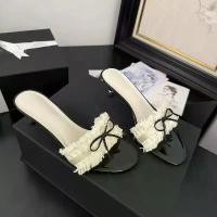 ราคา รองเท้าแตะส้นสูง สไตล์ Chanel ดีไซน์ปมผีเสื้อ สำหรับผู้หญิง ฤดูร้อน สง่างาม มีพู่ ไม่เหนื่อย ส้นกริช รองเท้าแตะสายเดียว (1731847020709184529)