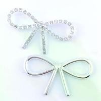 ราคา เครื่องประดับเข็มกลัดพร้อมรายละเอียดโบว์ pin tower cinch clip ตุ้งติ้ง ดอกไม้ ติด หน้าอก เข็มกลัด ถนอม ผ้า ตัว หนีบ เข็มขัด ribbon pin ตุ้งติ้ง นัก ศึกษา ปลอกคอ ผู้ (1732246800844163811)