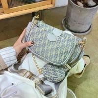 ราคา กระเป๋าแฟชั่น สะพายข้าง เซ็ท3ใบ สุดคุ้ม ผ้าแคนวาสปักลาย ดูหรู ดูแพง สาย2แบบ พร้อมส่ง ขายดีประจำเดือนนี้ (1731971436759450962)