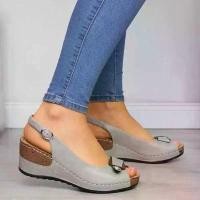 ราคา รองเท้าแตะส้นเตารีดส้นสูงย้อนยุคโรมัน, สไตล์ยุโรปและอเมริกา, สายรัดหัวเข็มขัดเปิดนิ้วเท้า, รองเท้าผู้หญิงพลัสไซส์, มาใหม่ในปี 2568, 2025 wedges women ส้นสูง 3 นิ้ว ของ วัยรุ่น (1732193701083974088)