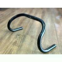 ราคา แฮนด์ จักรยาน ฟิกเกียร์ ลู่ satori ขนาดจับ 25.4mm อลูมีเนียม made in taiwan สีเงินและดำ กว้าง40cm (1731879978665870787)