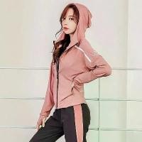 ราคา ชุดกีฬาโยคะ ยิมฤดูร้อน สำหรับผู้หญิง ทรงหลวมและลำลอง แห้งเร็ว เสื้อผ้าป้องกันแสงแดด พลัสไซส์ คาร์ดิแกน แจ็กเก็ตมีฮู้ด เหมาะสำหรับวิ่ง เสื้อ บอล มือสอง กางเกง ฟุตบอล ผ้า ออกกําลังกาย วิ่ง ขาสั้น มีซับ