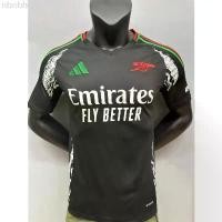 ราคา เสื้อบอลเกรดเพลเยอร์ ทีมอาร์เซนอล Arsenal Away /25 เหย้า เสื้อบอล เนื้อผ้าโพลีเอสเตอร์ AAA ลูกกลิ้งเก็บขน เช็ดมือ กล่องรองเท้า บรีสเอกเซล น้ำยาล้างจาน (1731833666581989740)