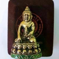 ราคา พระกริ่ง ชินบัญชร หลวงปู่ทิม อิสริโก เนื้อทองเหลือง กรรมการ วัดละหารไร่ อ. บ้านค่าย จ. ระยอง ปี17 พร้อมกล่อง (มีจำนวนจำกัด) (1729682962380851687)