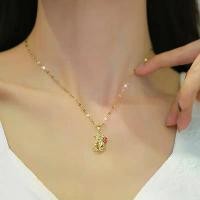 ราคา ล็อกเกต์ไทเทเนียม กระเป๋าเงินร่างว่าง ติดเพชรเล็ก เสม่ารายโชคดี สไตล์ธรรมชาติ ผู้หญิง เครื่องราง อาจารย์เฮง ไพรวัลย์ (1731557405837657630)