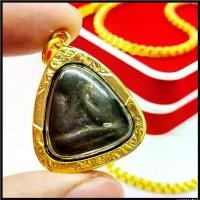 ราคา womer shop พระปิดตา เนื้อผงคลุกรัก หลวงพ่อแก้ว วัดเครือวัลย์ งานเลี่ยมทองไมครอนเกรดAกันน้ำ ราชาแห่งพระปิดตาอานุภาพครอบจักรวาล ขายดีประจำเดือนนี้ (1730104512803343165)