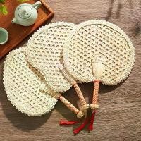 ราคา พัดลมใบปาล์มทอมือ สำหรับใช้ในครัวเรือนฤดูร้อน แบบมือถือ รูปภาพ ใส่ กรอบ รูปภาพ ใส่ กรอบ รูปภาพ ใส่ กรอบ กรอบ รูปโพลารอยด์ รูปภาพ ใส่ กรอบ (1731315459688662172)