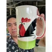 ราคา COD แก้วเซรามิค ลายไก่ลำปาง ขนาด(สูง6นิ้ว กว้าง 3.25)ขนาด 500ml หรือ 16.9oz ออนซ์ เซรามิค ชากาแฟ ทรงกระบอก แก้วมัค ออกใบกำกั (1731753591920690556)