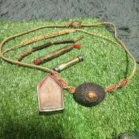 ราคา ชุดพระเครื่อง ตะกรุด สายบารมี มหาเสน่ห์ เสริมการค้าขาย ไม่ทราบที่ เป็นมงคลแน่นอนเก่าๆ สายบูชาค้าขาย ขายดี (1731829668199041001)