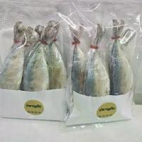 ราคา ปลาทูมันอย่างดี รสชาติเค็มอร่อย (อาหารแห้ง)/5ตัว/แพค (1731135970767965163)