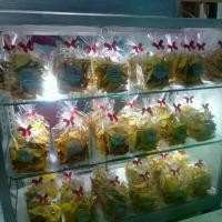 ราคา ขนมปังกรอบ5รส เนยนม เนยน้ำตาล หมูหยอง พริกเผา เนยกระเทียม (1731332388875897131)