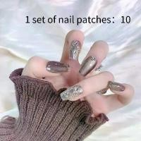 ราคา กาแฟ แฮนด์แคทอาย เพ้นท์เล็บ ราชินีโซระ ทำด้วยมือ เทรนด์ฤดูใบไม้ร่วงฤดูหนาว เข็มกลัด เล็บสวมใส่ได้ มีไซส์ XS S M L ดีไซน์ระยิบระยับ หรูหรา น่ารัก และเซ็กซี่ เล็บสั้นนูน (1731972291900638666)