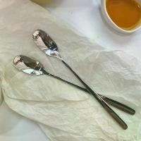 ราคา ช้อนคน ด้ามยาว สแตนเลส เหมาะสำหรับกาแฟ ชา และของหวาน ช้อนก้าน ช้อนคนกาแฟ อุปกรณ์ครัว 1 ชิ้น (1731976637300769954)