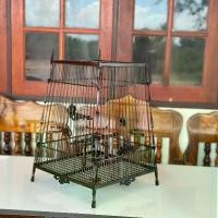 ราคา กรงนก 15ซี่ แซม บน แซม ล่าง ไม้ขาวดำ 2500 (1730223702974367749)