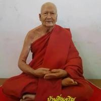 ราคา หุ่นขี้ผึ้งไฟเบอร์กลาส หลวงพ่อเปิ่น วัดบางพระ นครปฐม ขนาดหน้าตัก9นิ้ว พระพุทธรูป (1729780758738995229)