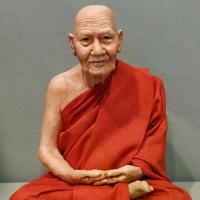 ราคา หุ่นขี้ผึ้งไฟเบอร์กลาส หลวงพ่อเปิ่น วัดบางพระ นครปฐม ขนาดหน้าตัก5นิ้ว พระพุทธรูป (1729780760675649565)