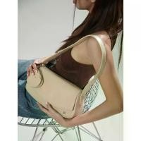 ราคา [Pomelo] กระเป๋าสะพายไหล่รุ่น Brooklyn / Brooklyn Shoulder Bag (1730582066047846491)