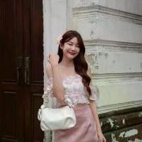 ราคา Darleen and Co. Off-White Scrunchie Bag (1732019803098090326)