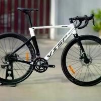 ราคา Visp Bourne road bike, aluminum frame, carbon fork, Shimano Sora/Sensah 18sp drivetrain, disc brakes (1731613683823839059)