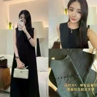 ราคา ชุดเดรสผ้าลินินแขนกุดสีดำ สไตล์มินิมอล กระดุมเห็ด เดรสทรงหลวมและกระชับสัดส่วน เดรสสีดำตัวเล็ก เดรสสำหรับผู้หญิง satin prom dress black dress korean style (1731917401446057015)