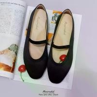 ราคา รองเท้าผ้าซาติน รุ่น Mary jane silky (Black/gold charm) รองเท้าผ้าซาตินพร้อมจี้ประดับ (1729720517318379551)