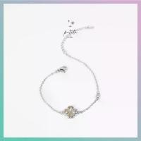 ราคา [พร้อมส่งในไทย] Marble Clover Bracelet - สร้อยข้อมือ รูปใบโคลเวอร์ลายหินอ่อน (1729952729715805055)