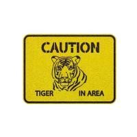 ราคา [MT06-00000040] พรมเช็ดเท้า พรมดักฝุ่น ลาย ระวัง เสือ ขนาด 60x80 ซม (Camping Collection) (1729676707063171842)