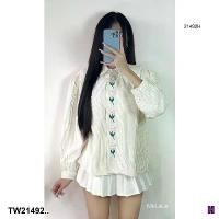 ราคา Garden Clothes เสื้อเชิ้ต & เบลาส์ เสื้อเชิ้ตคอปกแขนยาว ลายทางเล็ก ปักดอกหน้ากระดุม .. สีเหลือง (1732218713146755775)