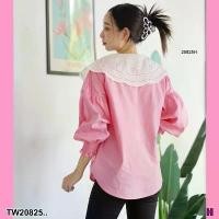 ราคา Garden Clothes เสื้อเชิ้ต & เบลาส์ เสื้อเชิ้ตปกลูกไม้คอบัวใหญ่ แขนสม็อก .. สีชมพูเข้ม (1732218713814305471)