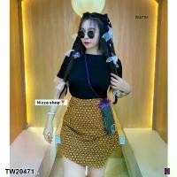 ราคา Garden Clothes ชุดเซ็ท SET 2 ชิ้น เสื้อยืดแขนสั้น สีดำ + กระโปรงผ้าถุง .. สีน้ำตาล (1732218754484046527)