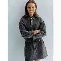 ราคา [Pomelo] มินิเดรสยีนส์แขนยาวสไตล์สีฟอกมาพร้อมกระดุมหน้า / Bleached Button Up Denim Long-Sleeve Mini Dress (1730658265091770459)