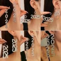 ราคา ต่างหูและสร้อยคอสำหรับปี 2023 จี้เพทายระยิบระยับ เหมาะสำหรับปีใหม่และงานปาร์ตี้ เครื่องประดับสำหรับผู้หญิง เครื่องประดับที่สมบูรณ์แบบ earring จี้ หู จิว ดาม หู ผู้ หญิง tassel earrings (17317103354383