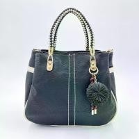 ราคา Fashion กระเป๋าถือ สะพายไหล่ สะพายข้าง สายยาว 1 เส้น หนัง PU อะไหล่ทอง สายถักเปีย No.20567 (1729996095611243240)