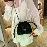 ราคา FREE SHIP【พร้อมส่ง】wonderful fashion กระเป๋าเพชรทรงขนมจีบ งานวิ้ง สายเลสหนา (1731700726947808629)