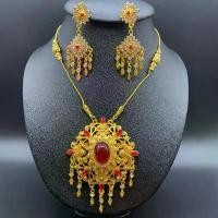 ราคา [จัดส่งทันที] March jewelry ชุดไทยสร้อยชุดต่างหู สร้อยคอ เพชรโบราณคลิปต่างหู (1732114015766415997)
