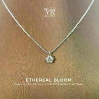 ราคา VRS.สร้อยคอเงิน92.5% ชุบทองคำขาวพร้อมจี้เพชร น้ำหนัก1.0 กะรัต Collection”Ethereal Bloom”Necklace (1731581639429229376)
