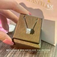ราคา VRS.สร้อยเงิน92.5ชุบทองคำขาว สร้อยคอพร้อมจี้เพชรน้ำหนัก1.6กะรัต ความยาว16-18นิ้ว สร้อยเพชรดีไซน์วงล้อCollection”Brilliance Box”Necklace Collection (1731843013598480192)