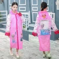 ราคา PINKเสื้อกันฝนเด็กเล็ก-เด็กโต เสื้อกันฝนมีที่คลุมกระเป๋าหลัง เสื้อกันฝนตัวยาวลายการ์ตูนน่ารัก (1731916222444701109)
