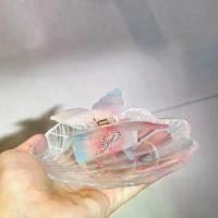 ราคา [พร้อมส่ง] Butterfly Claw Clips - Blue Pink กิ๊บติดผมสไตล์เกาหลี กิ๊บติดผมแฟชั่น ทรงผีเสื้อสีชมพูฟ้า Size 5 cm. กิ๊บเปลี่ยนสีได้เมื่อโดนแดด" (1731933644972722863)