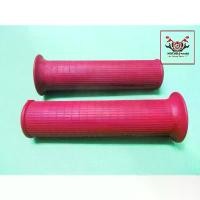 ราคา GRIP HANDLE RUBBER "RED" Fit For HONDA C72 C77 C92 C95 // ปลอกแฮนด์ (สีแดง (1732083662607779011)