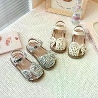 ราคา รองเท้าแตะเด็กผู้หญิง ฤดูร้อน ใหม่ ปิดนิ้วเท้า รองเท้าชายหาด พื้นนุ่ม 2025 เหมาะสำหรับเด็กวัยหัดเดิน รองเท้าลำลอง,girl shoes,ဖိနပ် girl အလှစီး,รองเท้าแตะเด็กผู้หญิง,รองเท้าเด็กหญ (1731348953257378959)