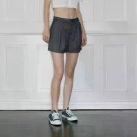 ราคา กางเกงสแลคผู้หญิงขาสั้น Freddie Low-waisted Pleated shorts - SUNNY EXPRESS 101 (1730666698180560952)