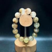 ราคา กำไลข้อมือ ไหมเงิน Silver Rutilated Quartz หินแห่งการเงิน การงาน เสริมพลังการเงิน โชคลาภ และการเจรจา ด้วยพลังของควอตซ์มีเส้นไหมสีเงินคล้ายเข็มเล็กๆ กระจายอยู่ภายใน (1732155956885686158)