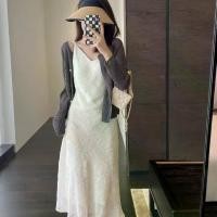 ราคา เดรสสายเดี่ยว ทรงสลิม สไตล์เลดี้ เรียบหรู ตาข่าย ไหล่ตก ความยาวปานกลาง เดรสผู้หญิง ฤดูใบไม้ผลิ/ฤดูร้อน สไตล์ใหม่ [เถาวัลย์แพลตตินั่ม] จ้า งาน black dress korean style ชุด เดรสยีน (1731842348588958869)