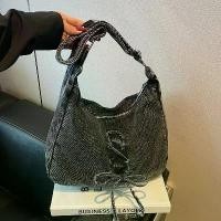 ราคา กระเป๋าโท้ทความจุขนาดใหญ่ ดีไซน์เรียบง่าย กระเป๋าสะพายไหล่ เหมาะสำหรับผู้หญิง ฤดูร้อน มาใหม่ กระเป๋าผ้าแคนวาสผ้ายีนส์อเนกประสงค์ women กระเป๋า ตังค์ ลิน lyn แท้ women wallet (1731757488323396754)