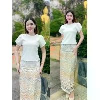ราคา Set ผ้าไทยเสื้อแขนกลีบบัวสีขาวมาพร้อมผ้าถุง งานตัดสำเร็จอัดกาว Women ผู้หญิง (Setเสื้อขาว ผ้าถุงครีม) (1732200755472139914)