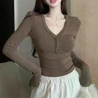 ราคา เสื้อยืดแขนยาวผู้หญิง น่ารักและเซ็กซี่ คอวี เสื้อชั้นฐานสะดวกสบาย ไหล่ขวา สไตล์เกาหลี ฤดูใบไม้ร่วง สลิมมิ่ง สีพื้น อเนกประสงค์ เสื้อสั้น Clothing Lady Women ขยี้ ใบ smileyhound มี้ หนม (17310013217195